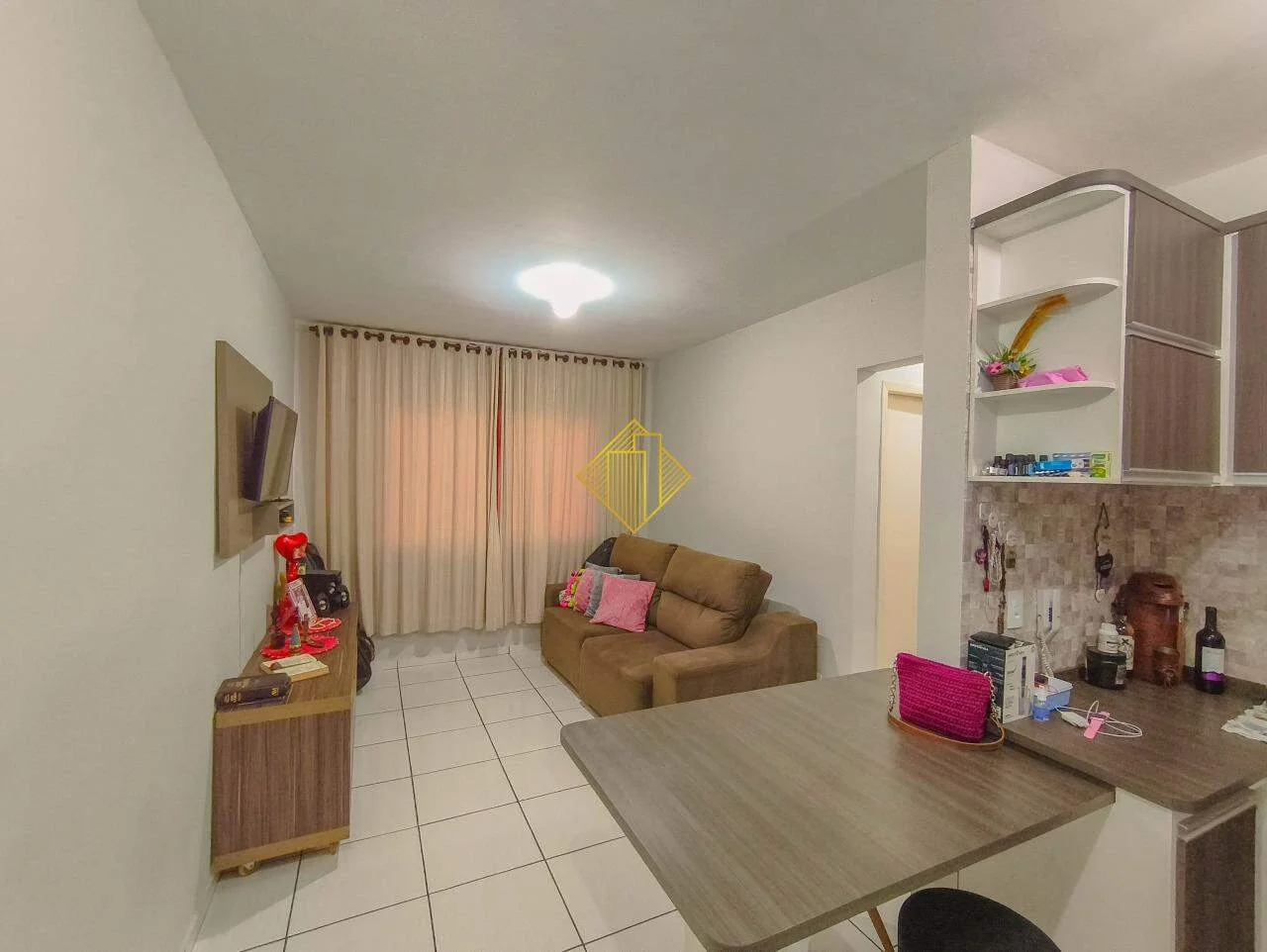 Apartamento à venda, 2 quartos, 1 vaga, Vila Industrial - Toledo/PR
