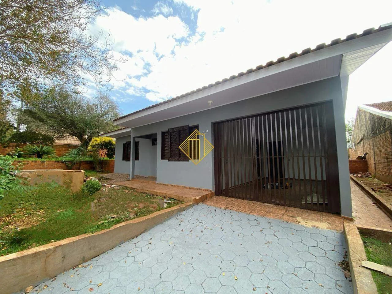 CASA PARA LOCAÇÃO COM DOIS QUARTOS NO CENTRO EM TOLEDO/PARANÁ