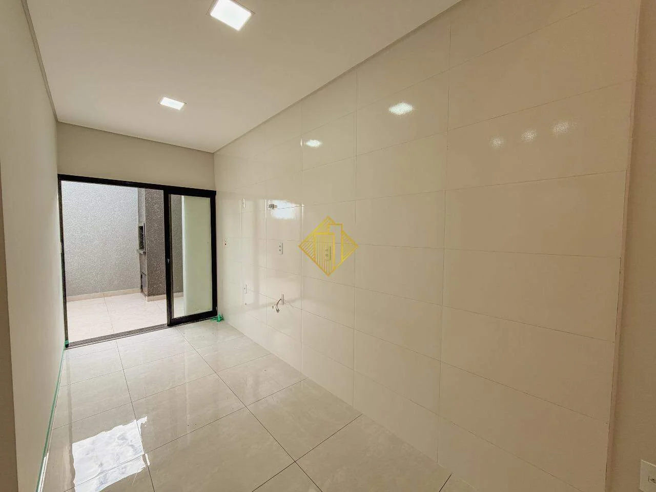 Casa no Coopagro com 1 suíte + 2 quarto