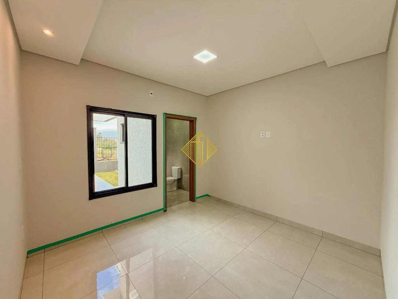 Casa no Coopagro com 1 suíte + 2 quarto