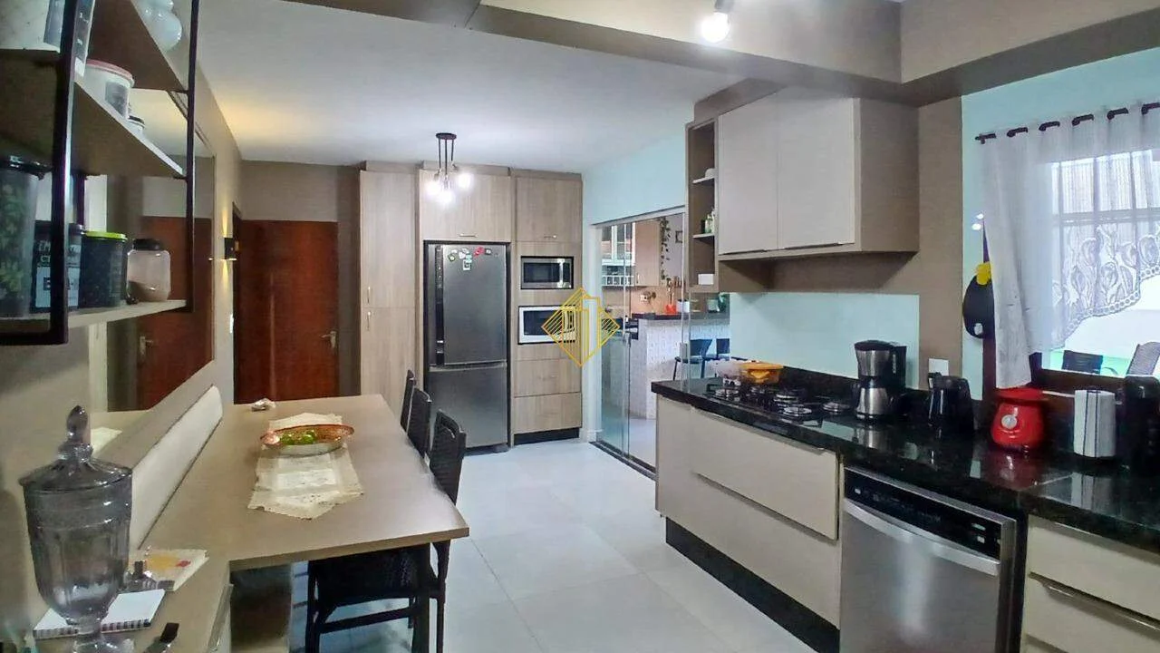 Mais de 250m² de Conforto no Tropical com Suíte Master e Área Gourmet Espetacular