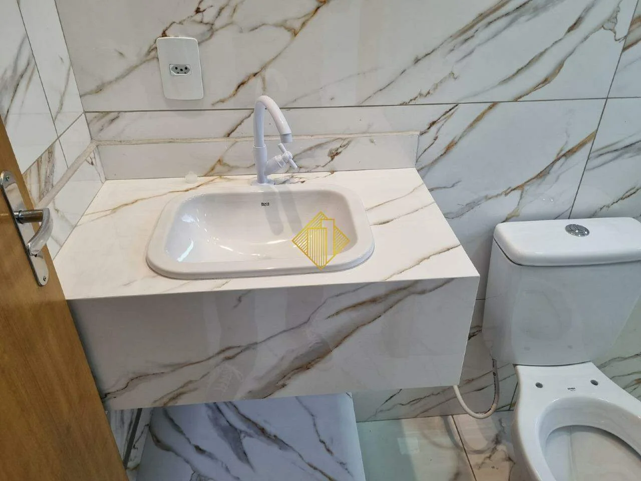 CASA NOVA À VENDA COM 03 QUARTOS, SENDO 01 SUITE NO SÃO FRANCISCO - TOLEDO - PARANÁ