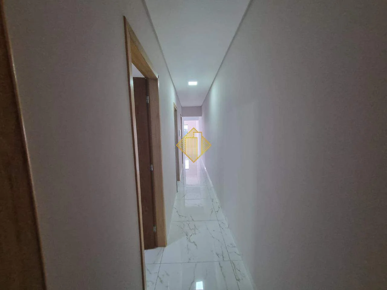 CASA NOVA À VENDA COM 03 QUARTOS, SENDO 01 SUITE NO SÃO FRANCISCO - TOLEDO - PARANÁ
