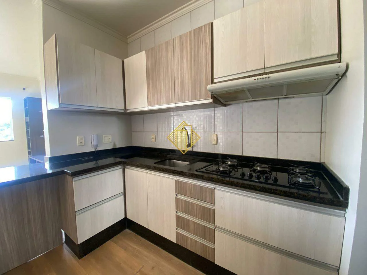 APARTAMENTO PARA LOCAÇÃO COM DOIS QUARTOS SEMI MOBILIADO NO JARDIM LA SALLE EM TOLEDO/PARANÁ