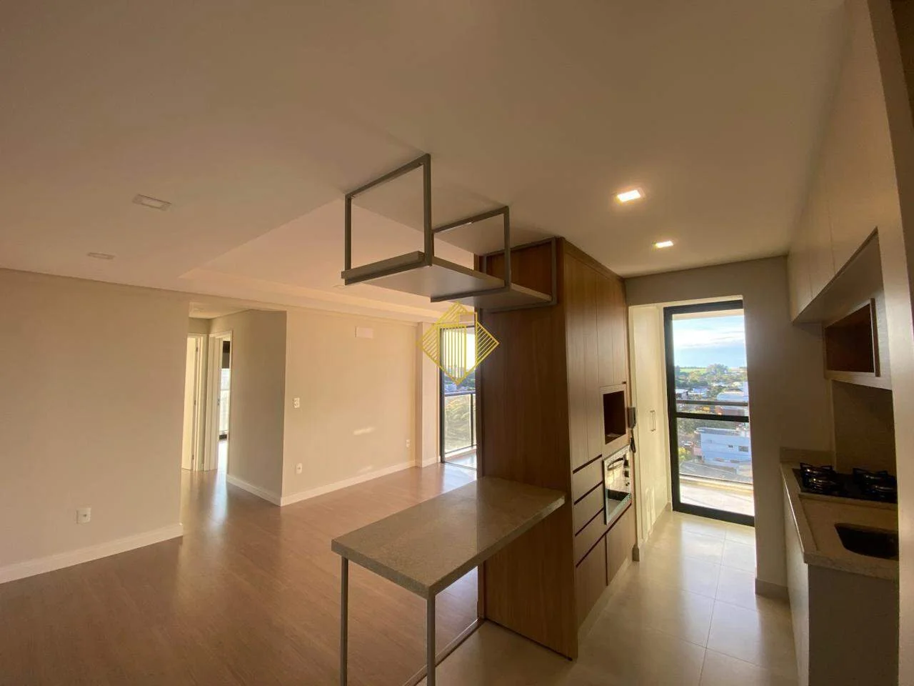 APARTAMENTO COM SUÍTE E ÁREA GOURMET PARA LOCAÇÃO NA VILA INDUSTRIAL - TOLEDO/PARANÁ
