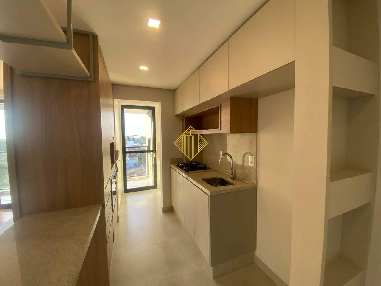 APARTAMENTO COM SUÍTE E ÁREA GOURMET PARA LOCAÇÃO NA VILA INDUSTRIAL - TOLEDO/PARANÁ