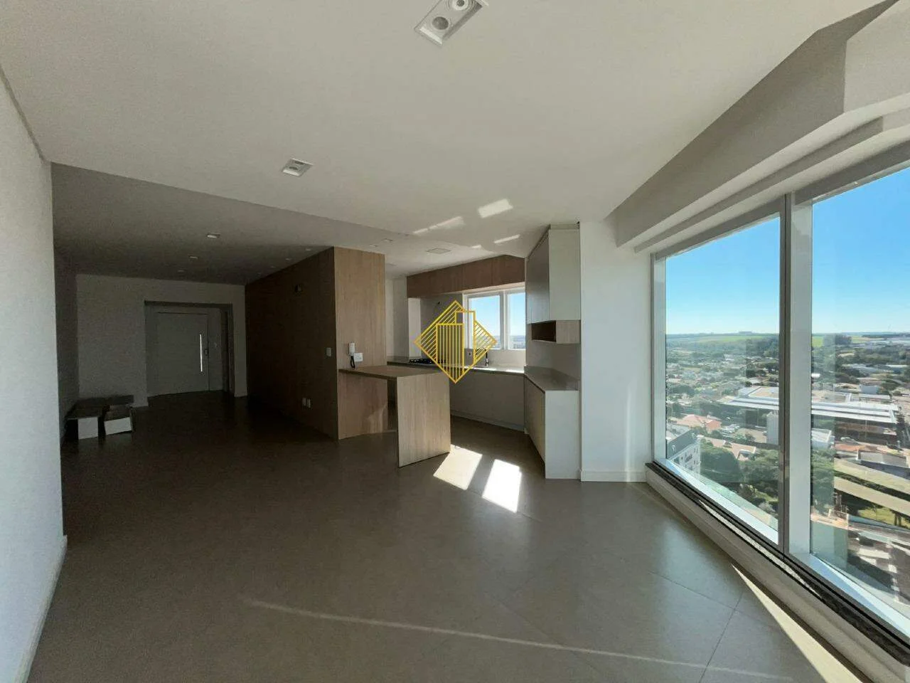 APARTAMENTO PRÓXIMO AO LAGO MUNICIPAL EM TOLEDO-PARANÁ