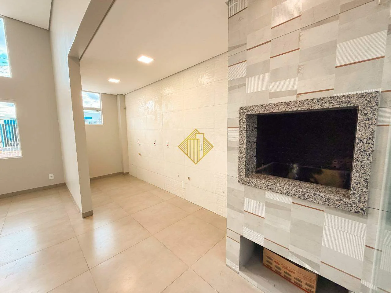 Casa com 1 suíte mais 02 quartos no Gualtieri
