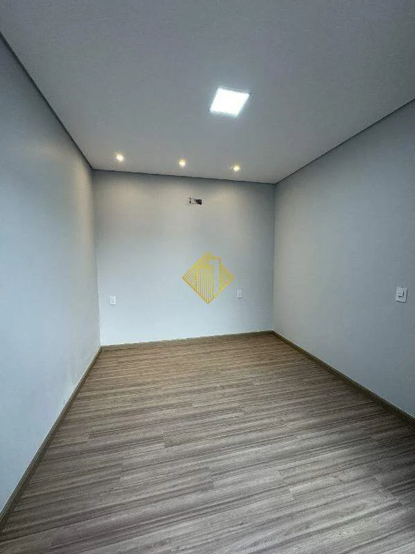 Casa no Coopagro com 1 suíte + 1 quarto