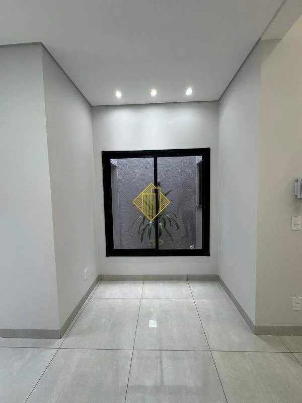 Casa no Coopagro com 1 suíte + 1 quarto