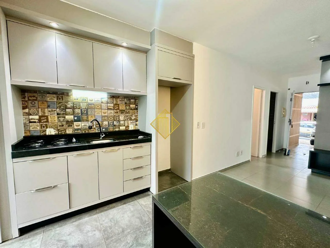Casa para aluguel, 2 quartos, 1 suíte, 1 vaga, Parque Verde - Cascavel/PR