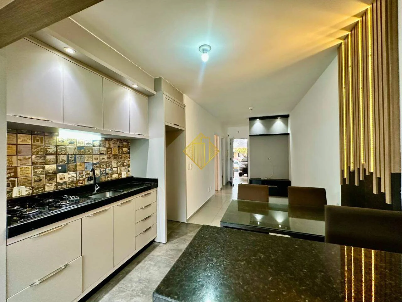 Casa para aluguel, 2 quartos, 1 suíte, 1 vaga, Parque Verde - Cascavel/PR