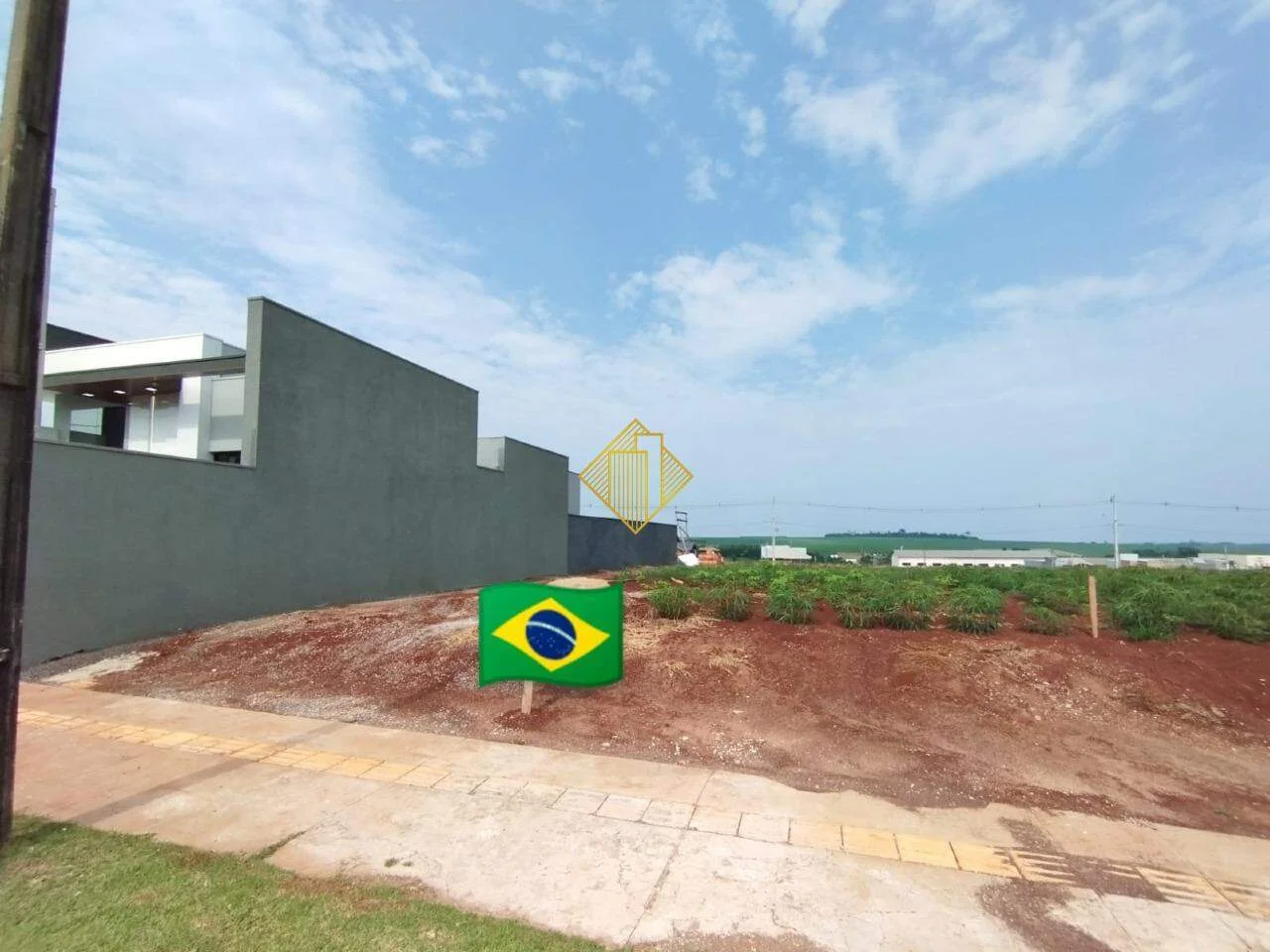Terreno 400,92 m² em Toledo (PR) no Bairro Novo Sobradinho