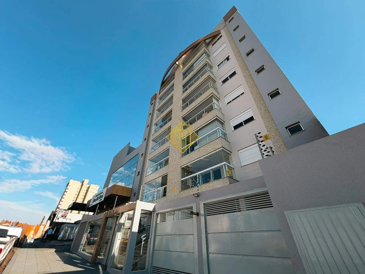 Apartamento para aluguel, 2 quartos, 1 suíte, 2 vagas, Centro - Cascavel/PR