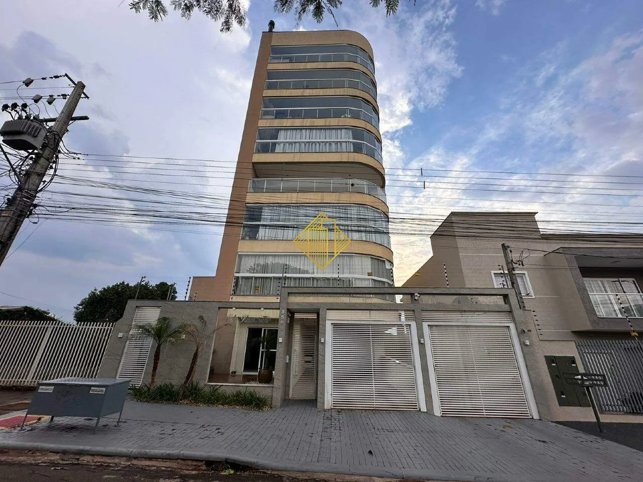 Apartamento para aluguel, 3 quartos, 1 suíte, 2 vagas, Cancelli - Cascavel/PR