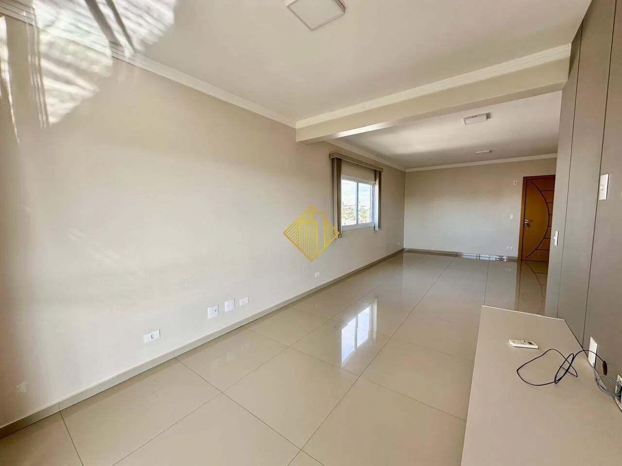 Apartamento para aluguel, 3 quartos, 1 suíte, 2 vagas, Cancelli - Cascavel/PR