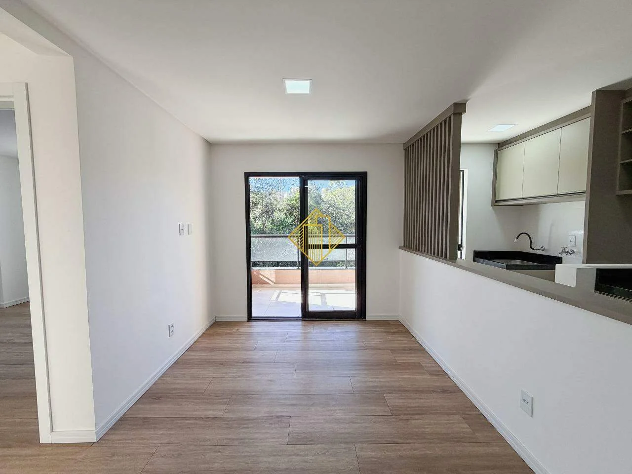 Apartamento para aluguel, 2 quartos, 2 vagas, Pioneiros Catarinenses - Cascavel/PR