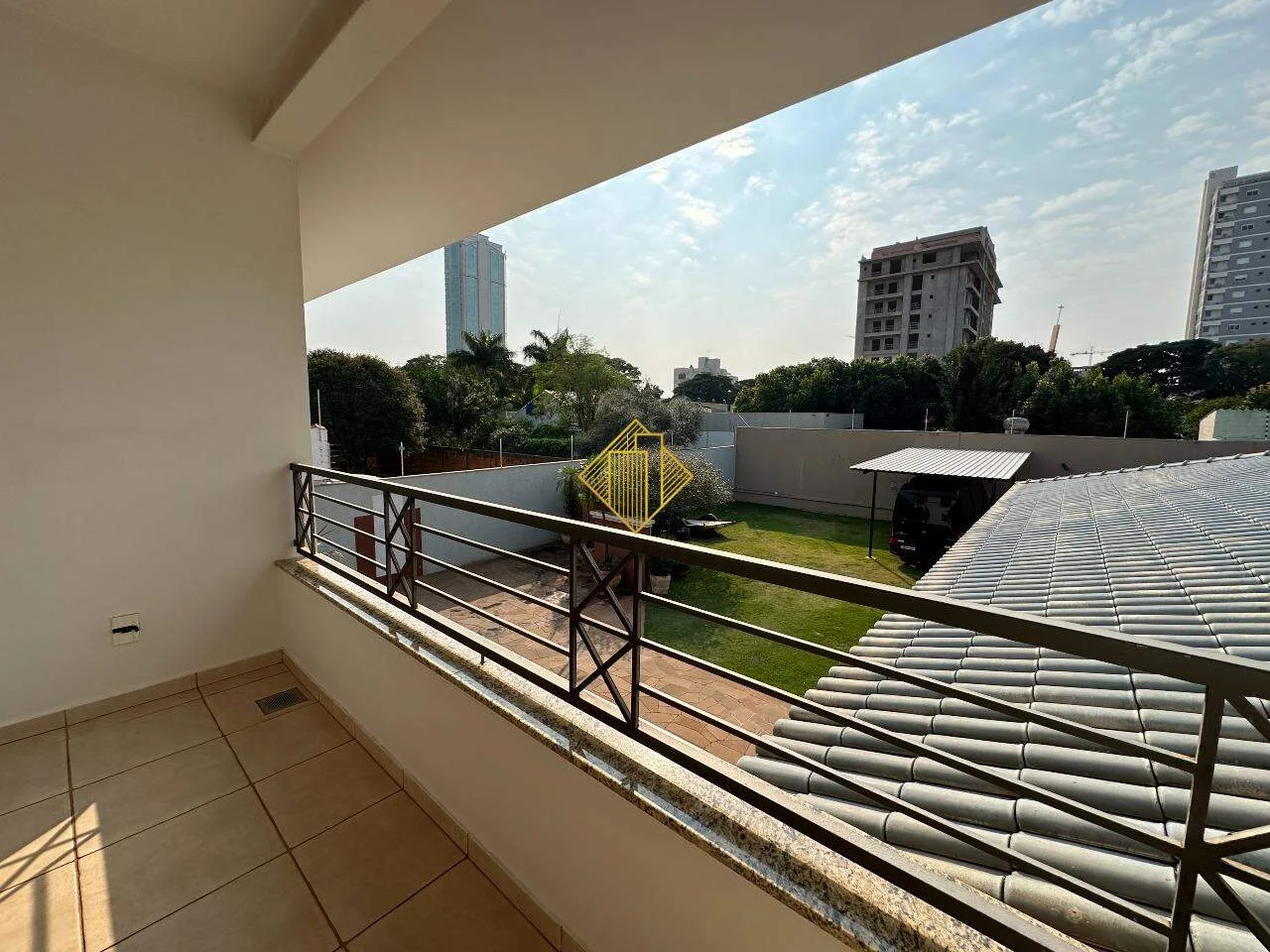 Casa à venda em Toledo-PR (Vila Industrial) | Residencial/Comercial