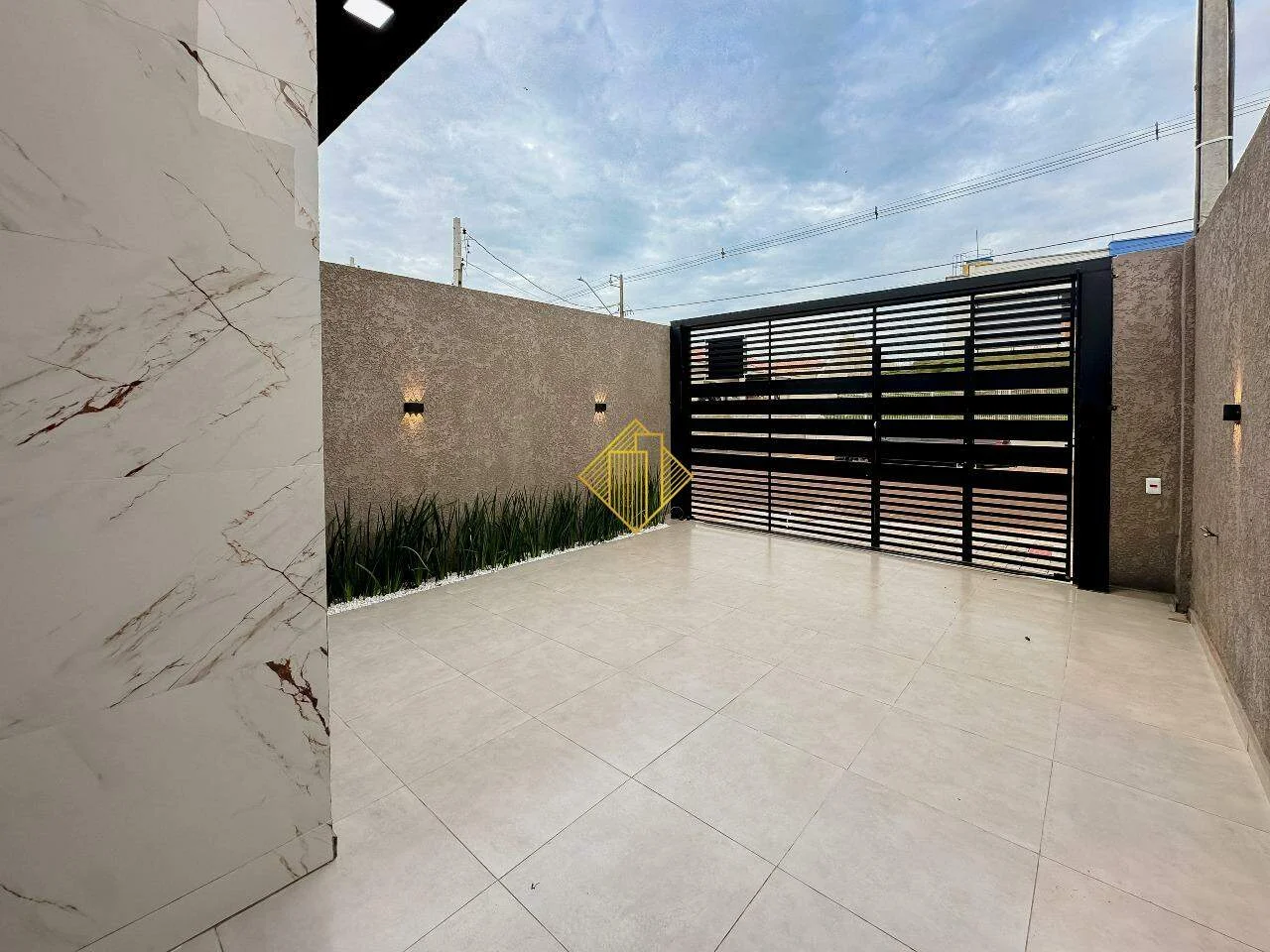 Casa à venda, 2 quartos, 2 vagas, Siena - Cascavel/PR