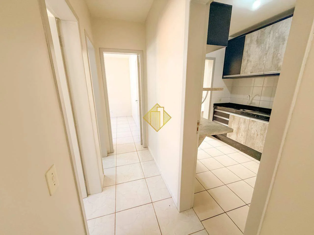 Apartamento à venda, 2 quartos, 2 vagas, Country - Cascavel/PR