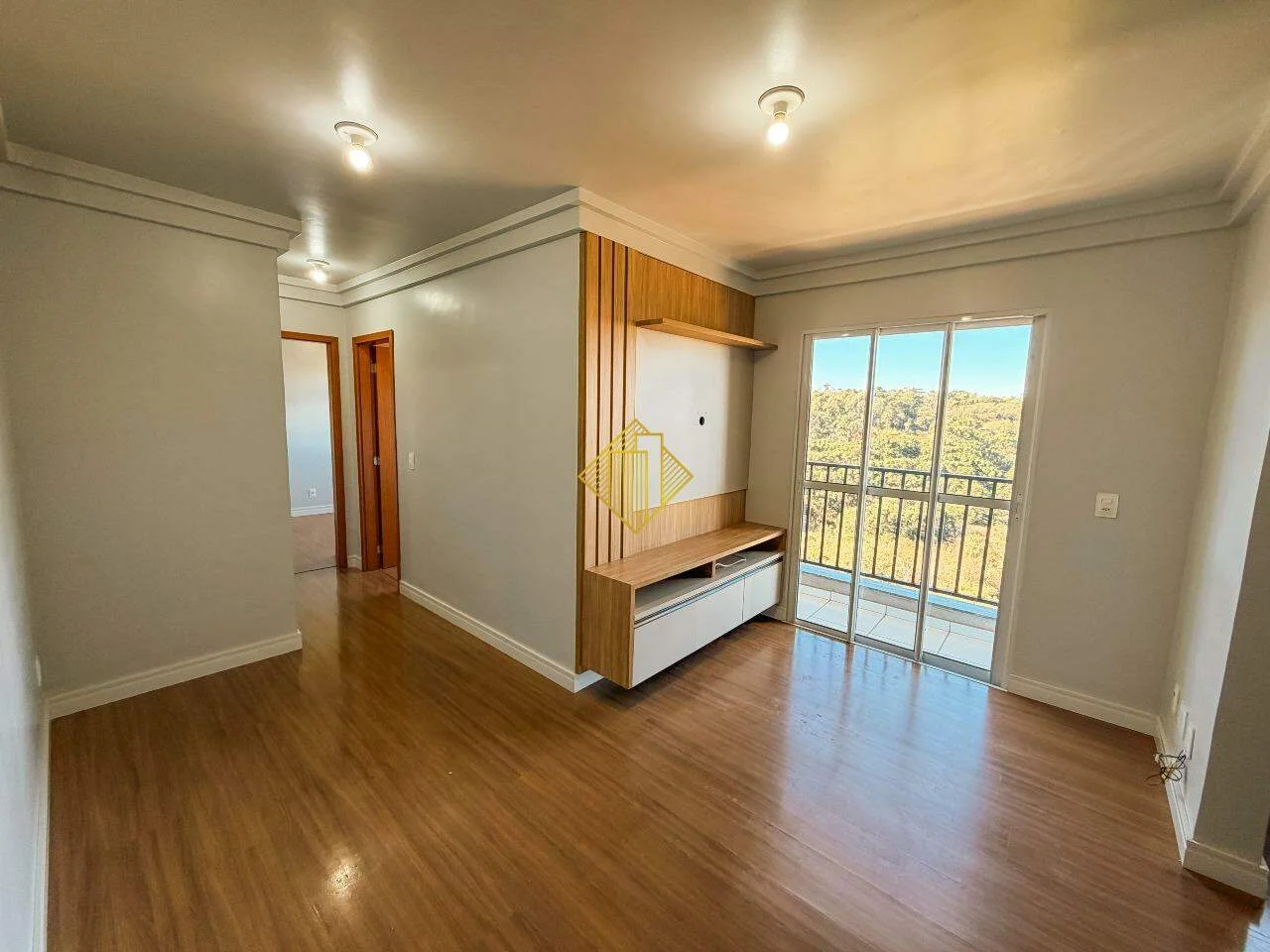 Apartamento à venda, 2 quartos, 1 vaga, Universitário - Cascavel/PR