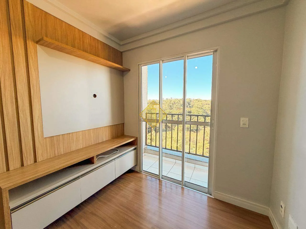 Apartamento à venda, 2 quartos, 1 vaga, Universitário - Cascavel/PR