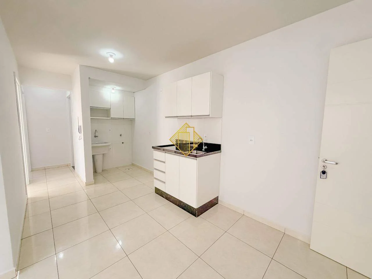 Apartamento com 2 quartos disponível para locação no Bairro TOCANTINS em TOLEDO-PR.