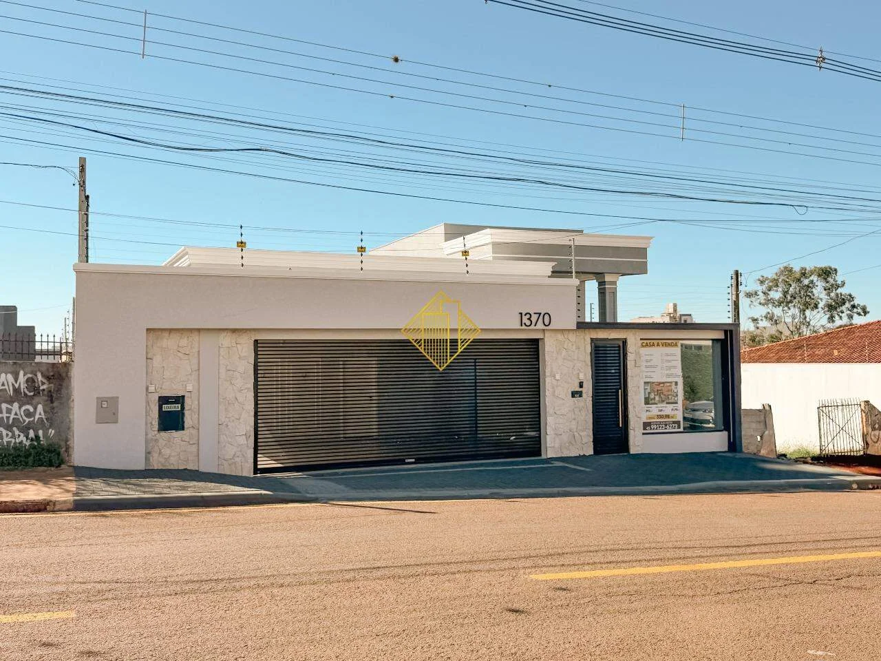 Casa à venda, 3 suítes, 3 vagas, Centro - Cascavel/PR