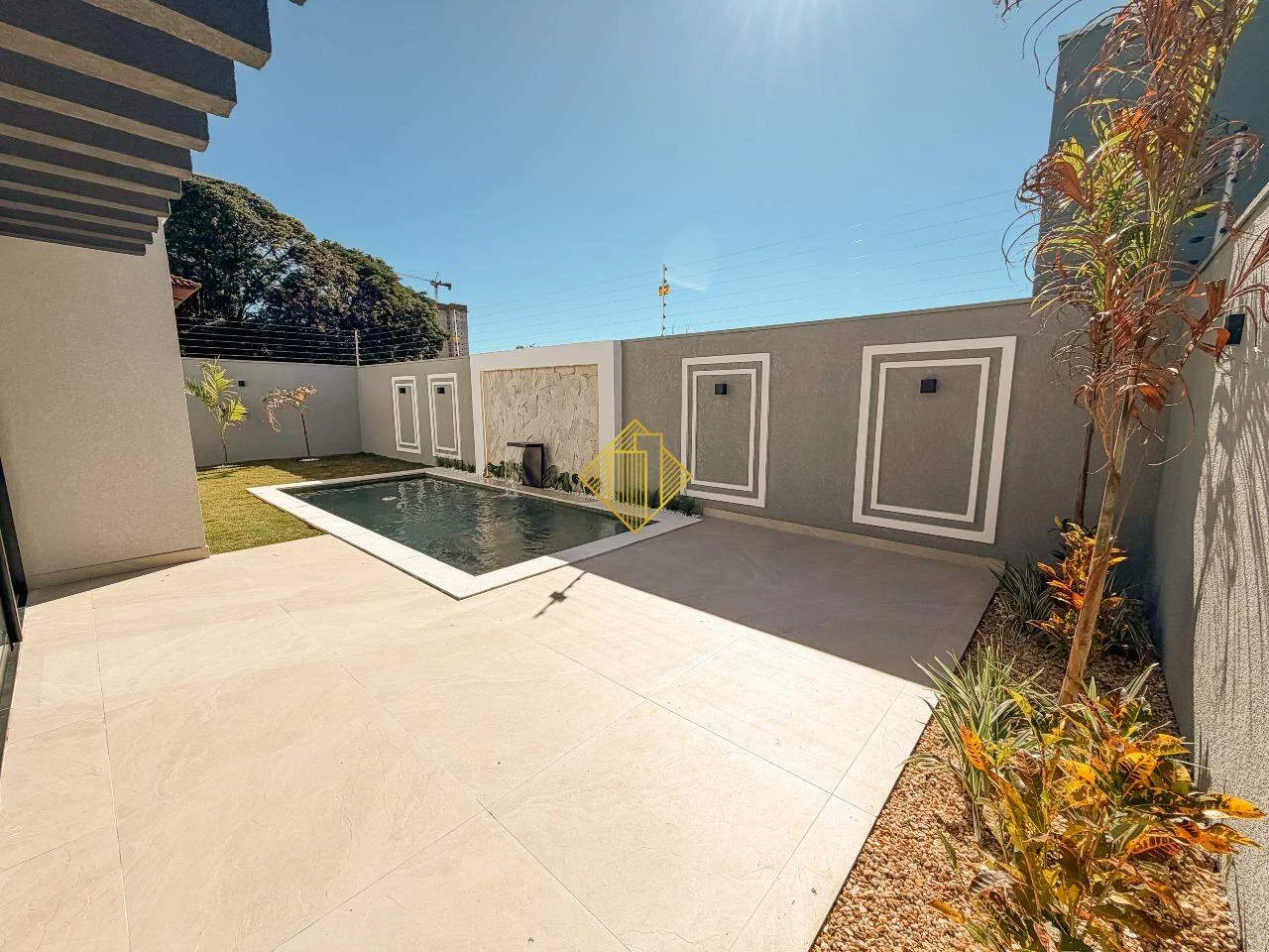 Casa à venda, 3 suítes, 3 vagas, Centro - Cascavel/PR