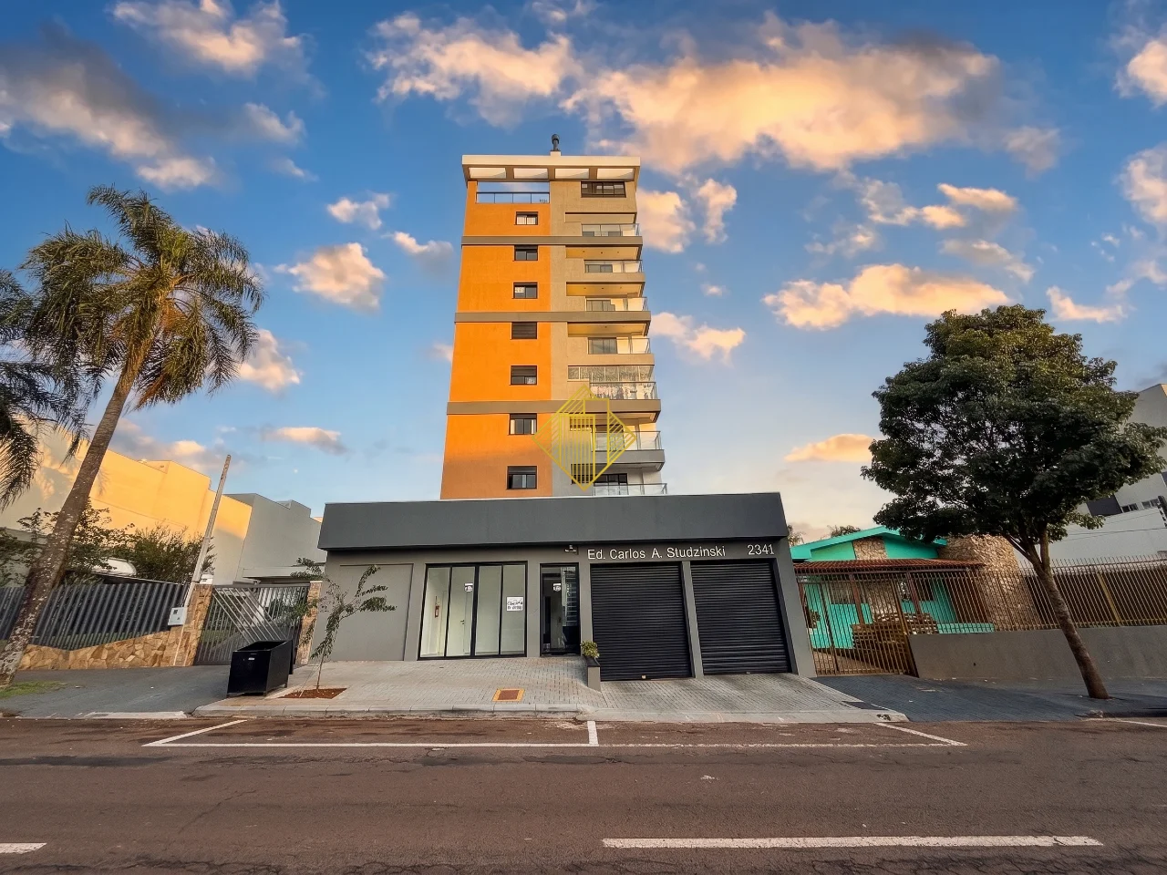 Apartamento à venda, 3 quartos, 1 suíte, 2 vagas, Cancelli - Cascavel/PR
