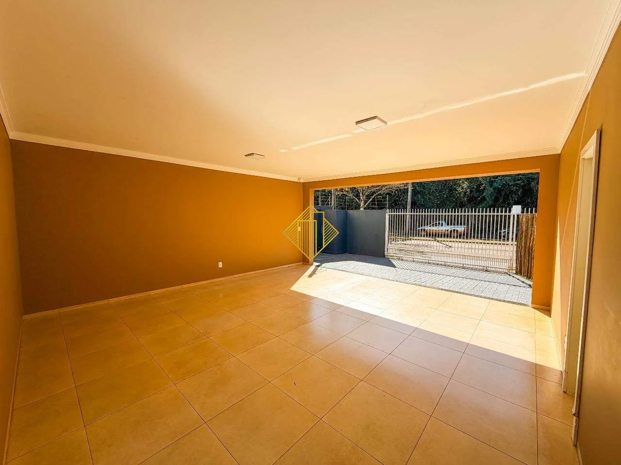 Casa à venda, 3 suítes, com piscina, Jd La Salle - Toledo/PR