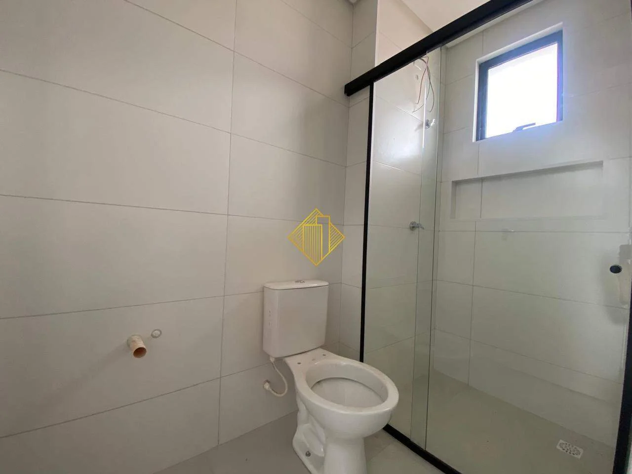 APARTAMENTO COM SUITE PARA LOCAÇÃO NO DUCALE BAIRRO TOCANTINS - TOLEDO/PARANÁ