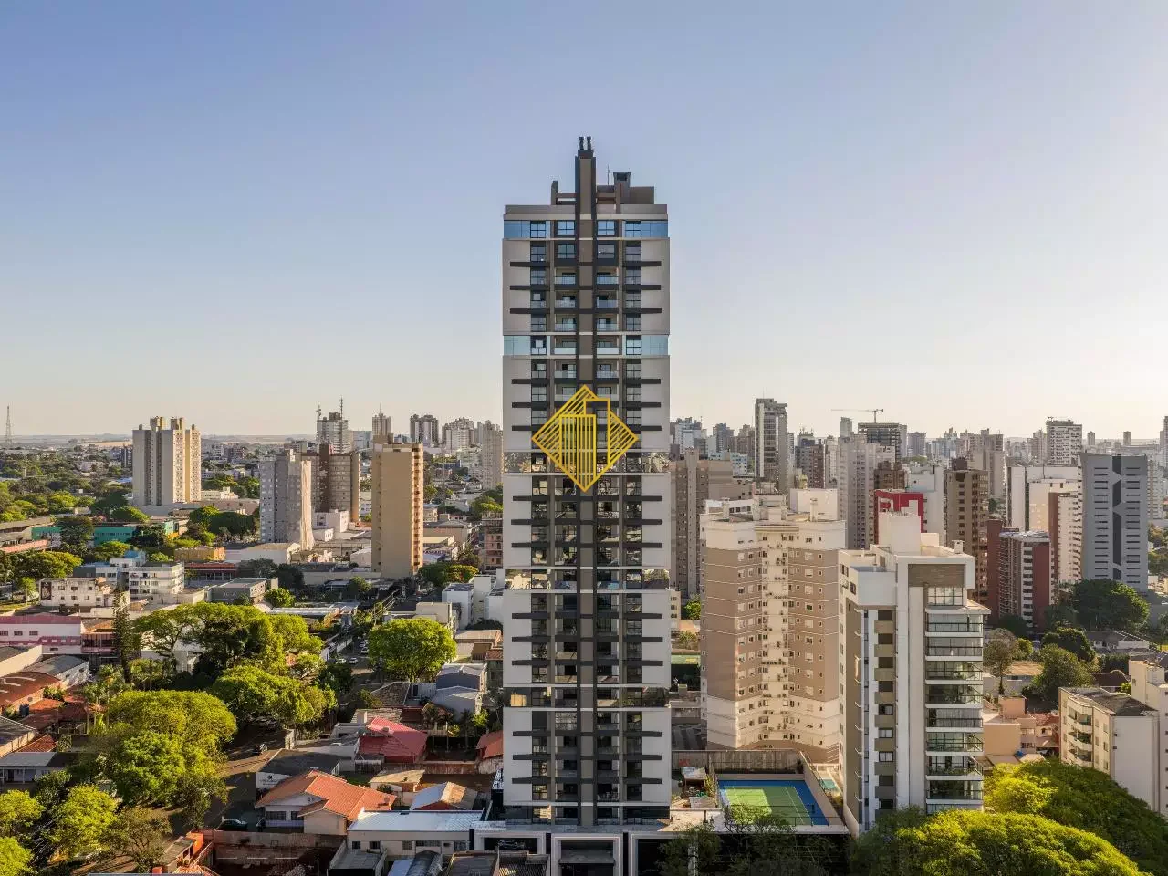 Apartamento para aluguel, 3 quartos, 3 suítes, 3 vagas, Centro - Cascavel/PR