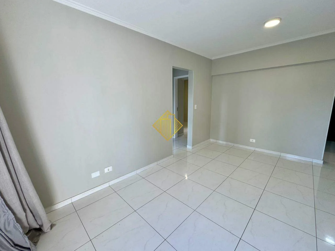 Apartamento à venda, 2 quartos, 1 vaga, Centro - Cascavel/PR