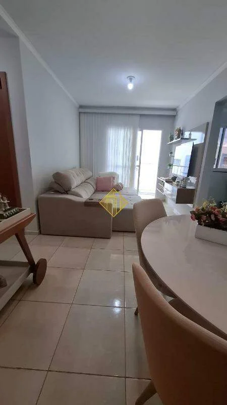 **APARTAMENTO COM 02 QUARTOS, JARDIM GISELA, TOLEDO PR**
