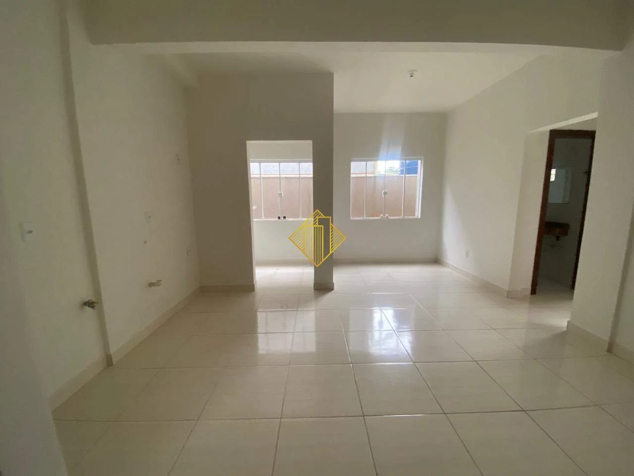 APARTAMENTO TÉRREO LOCALIZADO NO JARDIM PORTO ALEGRE EM TOLEDO - PARANÁ