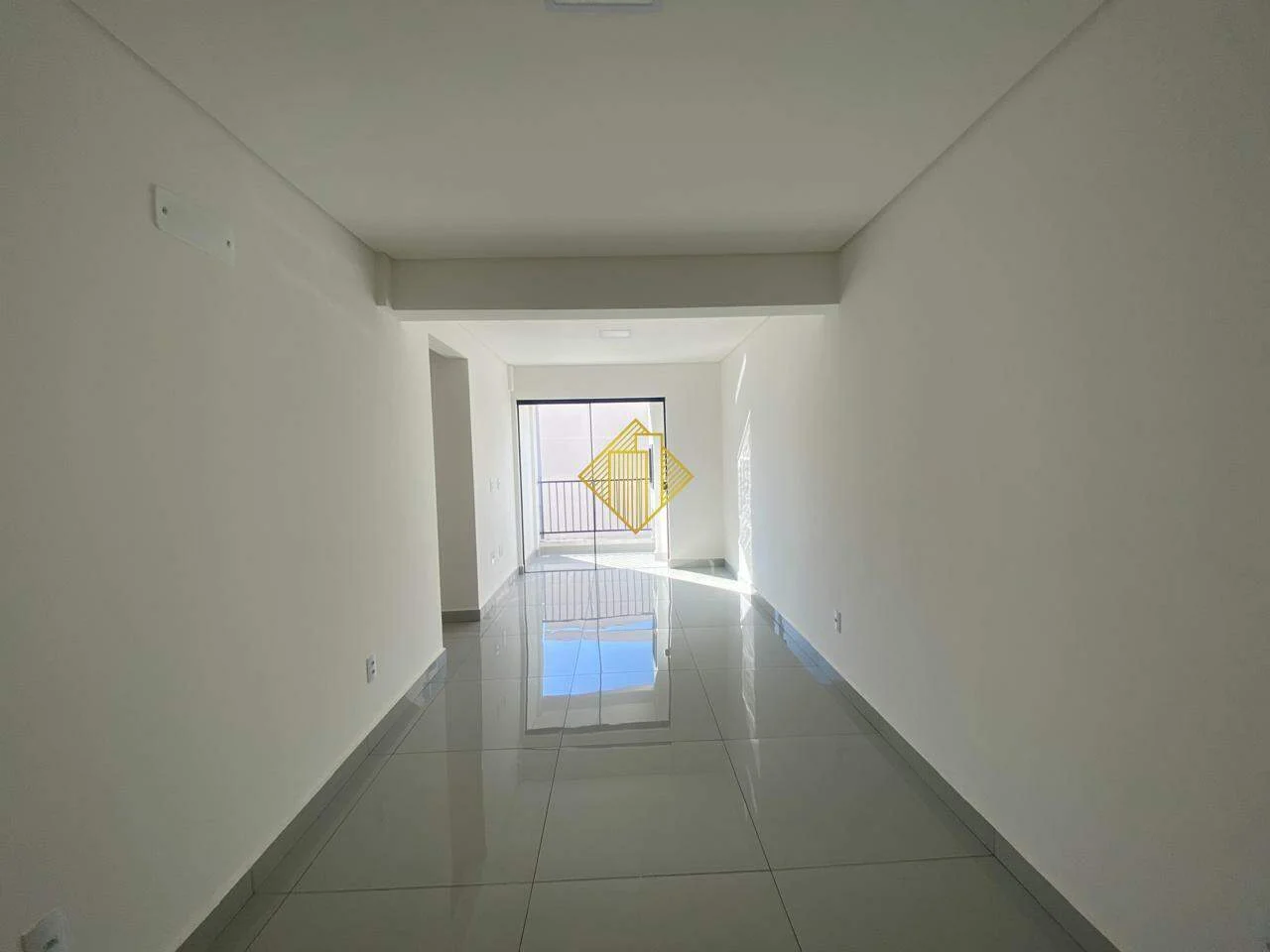 Apartamento para locação com 1 suíte e 1 quarto bairro Tocantins em Toledo-Paraná