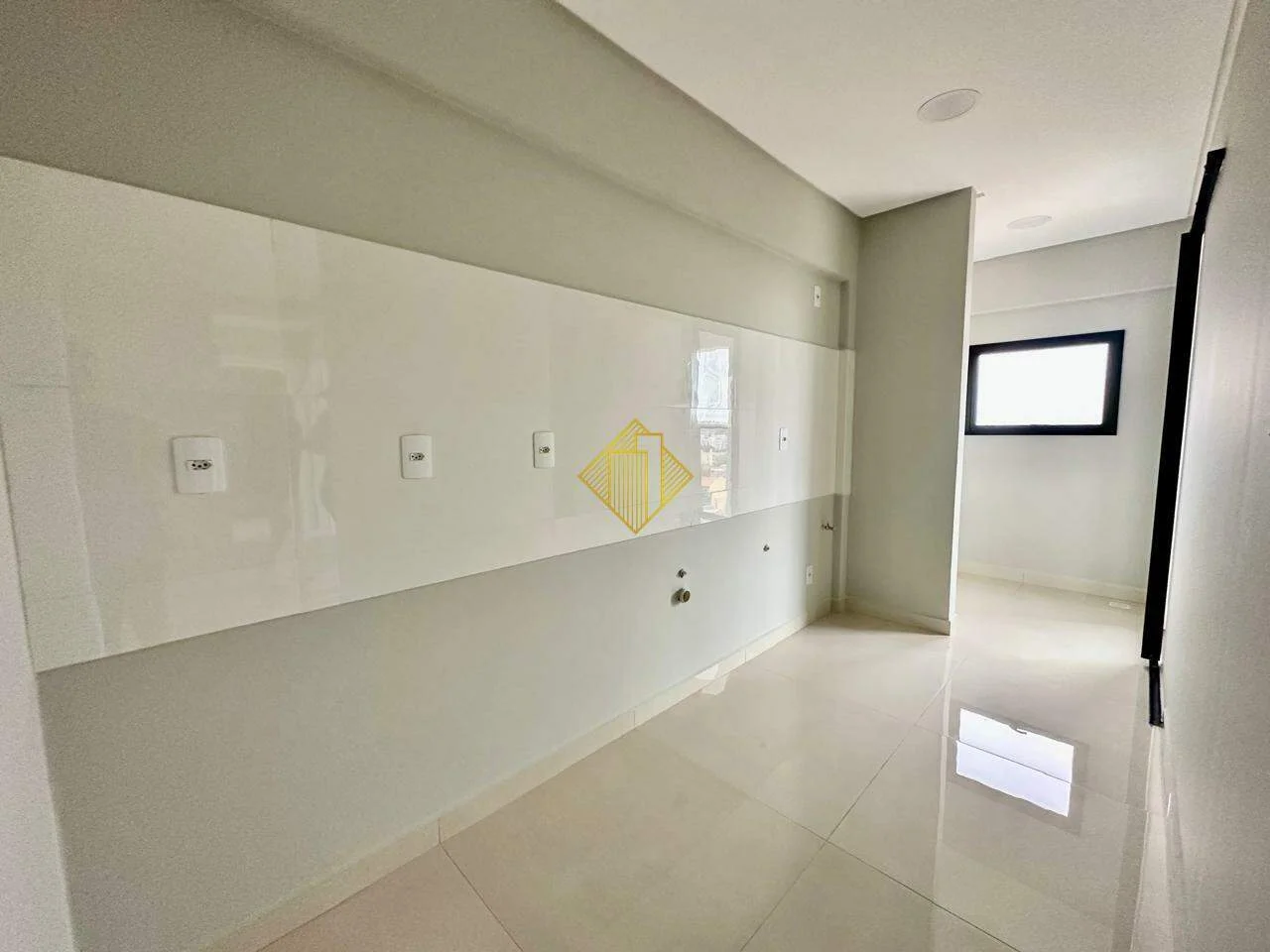 Apartamento para aluguel, 2 quartos, 1 vaga, Centro - Cascavel/PR