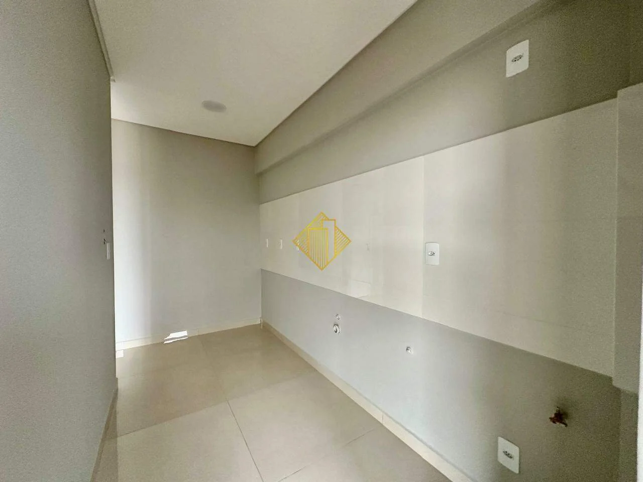 Apartamento para aluguel, 2 quartos, 1 vaga, Centro - Cascavel/PR