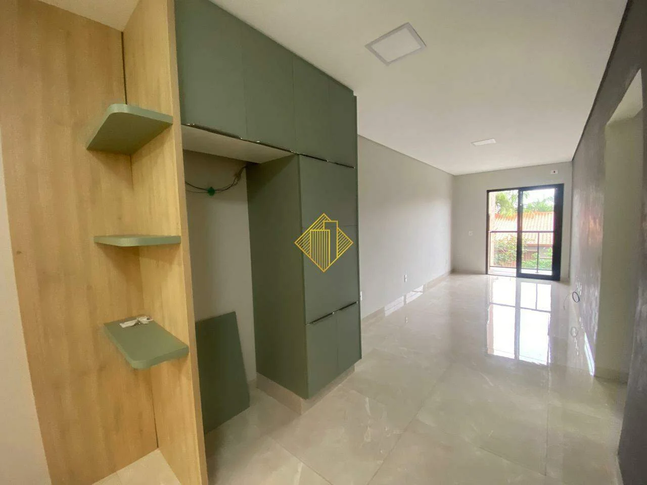 Apartamento para aluguel, 2 quartos, 1 suíte, 5 vagas, Jardim Gisela - Toledo/PR