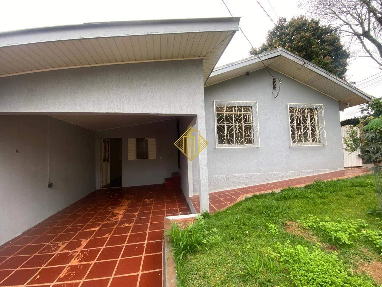 CASA NO JARDIM PARIZOTTO, TOLEDO - PARANÁ *