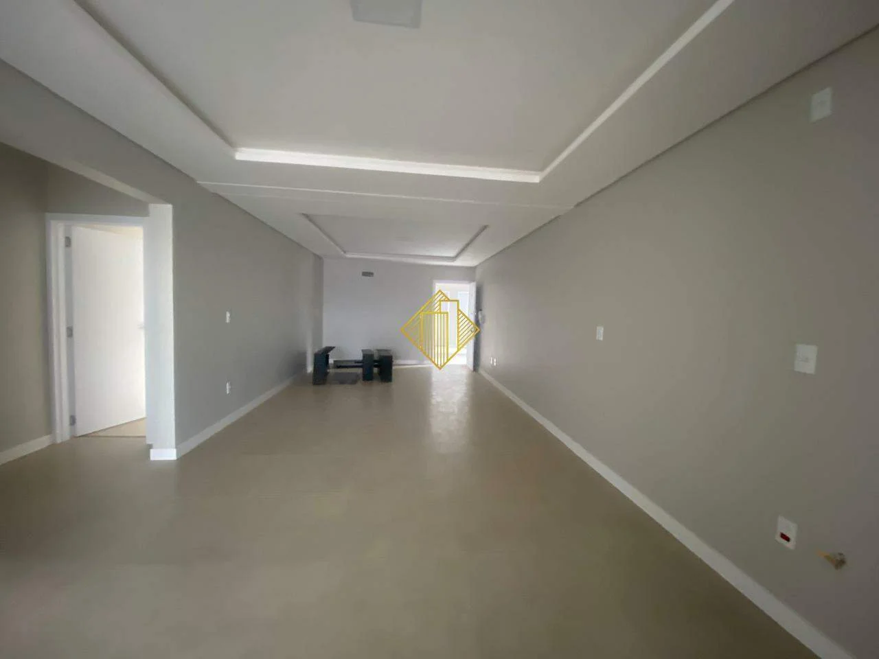 APARTAMENTO PARA LOCAÇÃO NO CENTRO DE TOLEDO - PARANÁ