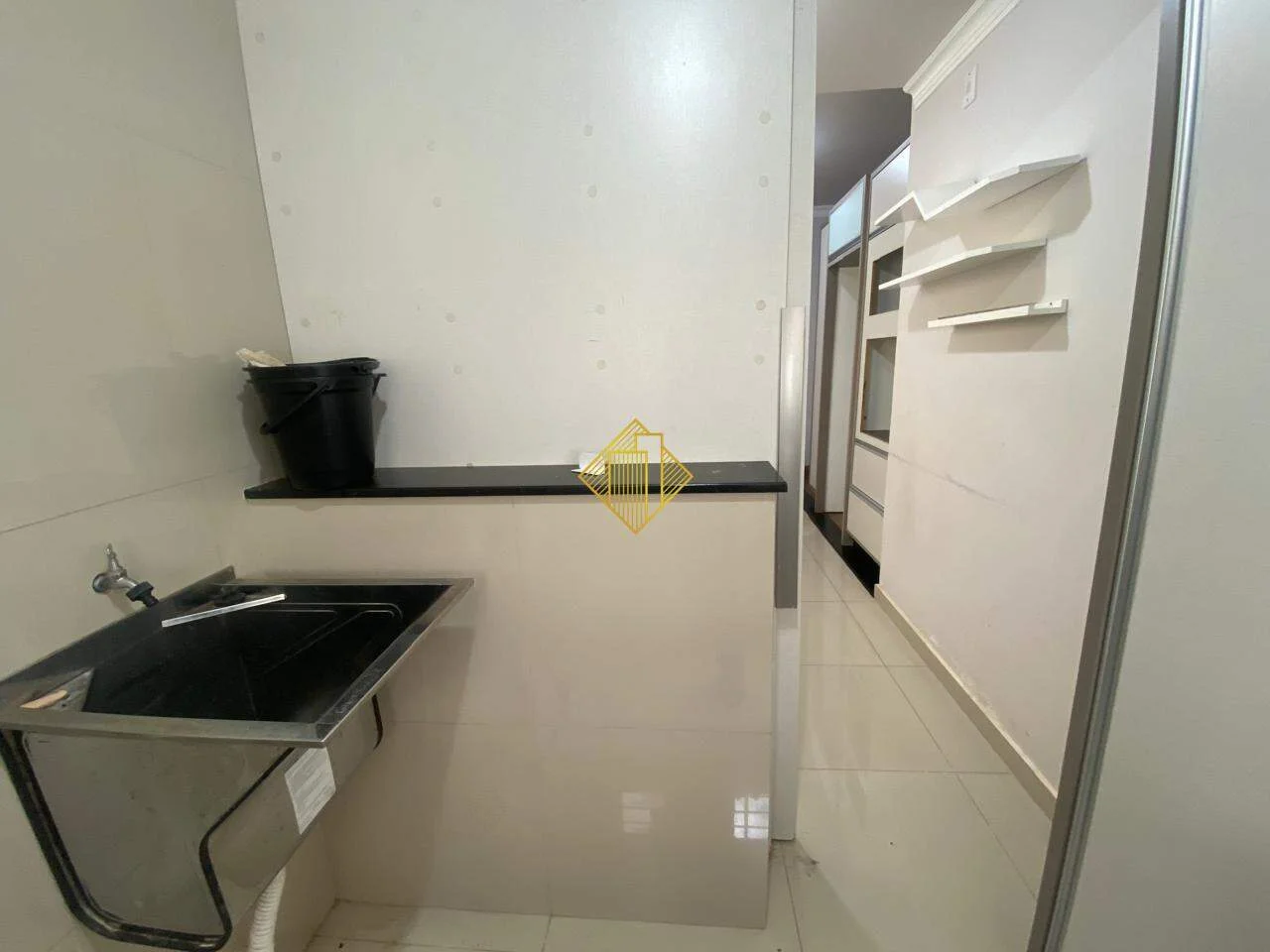 APARTAMENTO SEMI MOBILIADO PARA LOCAÇÃO NA VILA INDUSTRIAL EM TOLEDO - PARANÁ