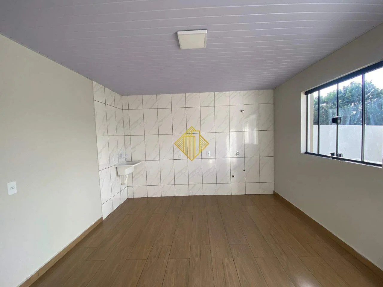 KIT NET COM DOIS QUARTOS DISPONIVEL PARA LOCAÇÃO EM TOLEDO - PARANÁ