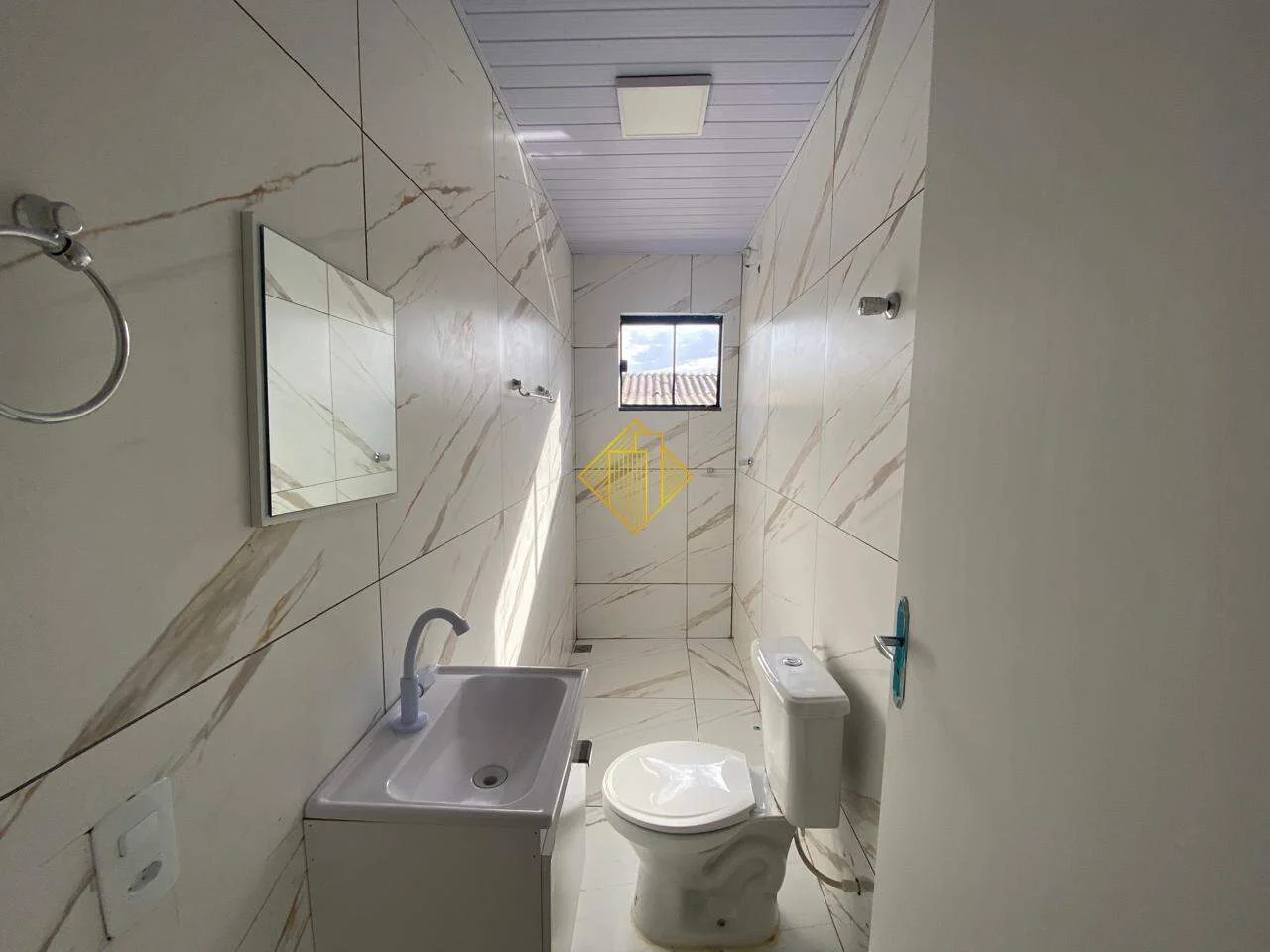 KIT NET COM DOIS QUARTOS DISPONIVEL PARA LOCAÇÃO EM TOLEDO - PARANÁ