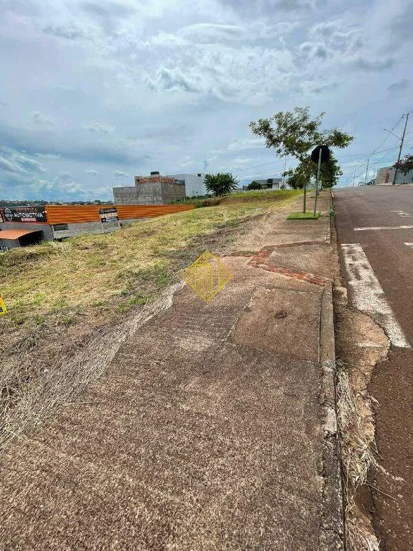 TERRENO DE ESQUINA A VENDA NO VEREDAS EM CASCAVEL