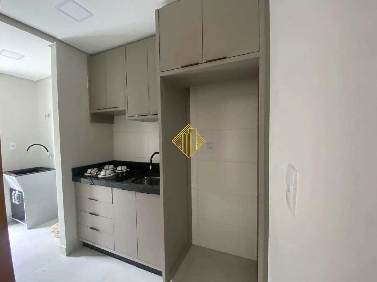 APARTAMENTO TÉRREO E GARDEM COM DOIS QUARTOS PARA LOCAÇÃO NO BAIRRO TOCANTINS - TOLEDO/PARANÁ