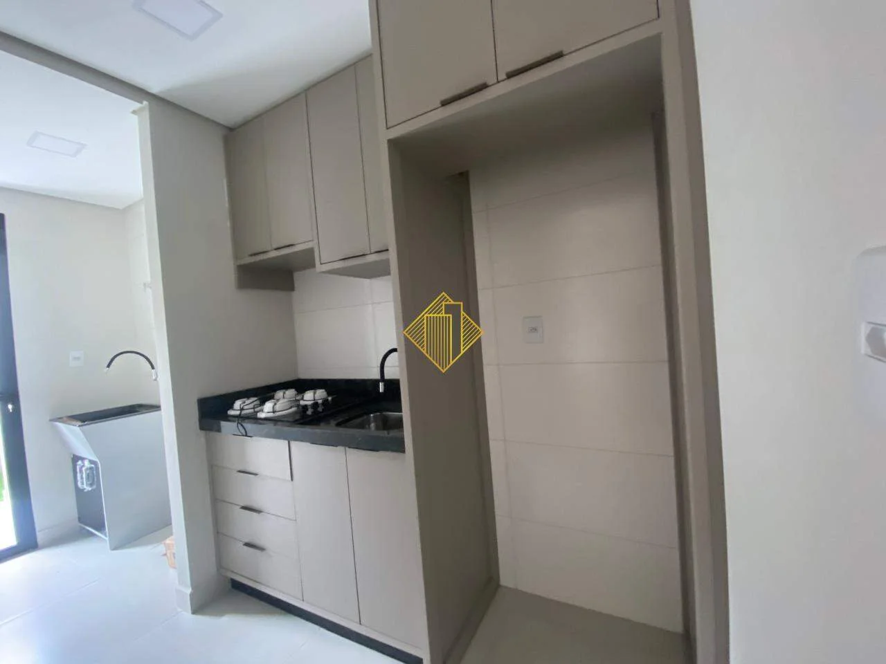 APARTAMENTO TÉRREO E GARDEM COM DOIS QUARTOS PARA LOCAÇÃO NO BAIRRO TOCANTINS - TOLEDO/PARANÁ