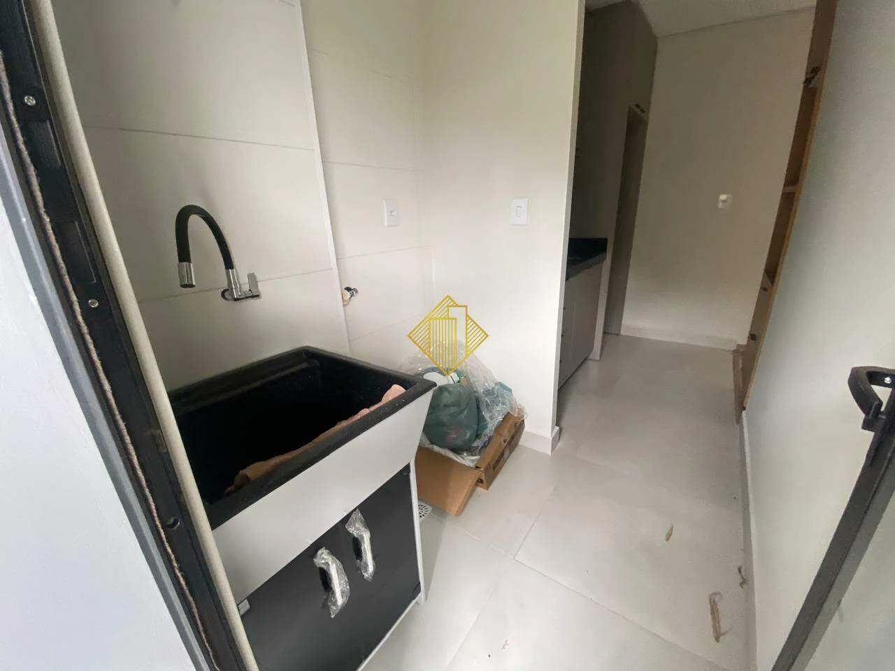 APARTAMENTO TÉRREO E GARDEM COM DOIS QUARTOS PARA LOCAÇÃO NO BAIRRO TOCANTINS - TOLEDO/PARANÁ