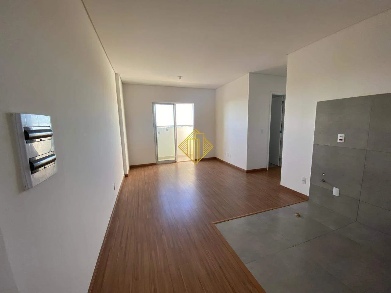 APARTAMENTO NA INDUSTRIAL EM TOLEDO-PARANÁ